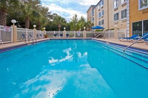 фото отеля Holiday Inn Express Gainesville I-75 SW