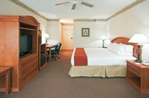 фото отеля Holiday Inn Express Gainesville I-75 SW