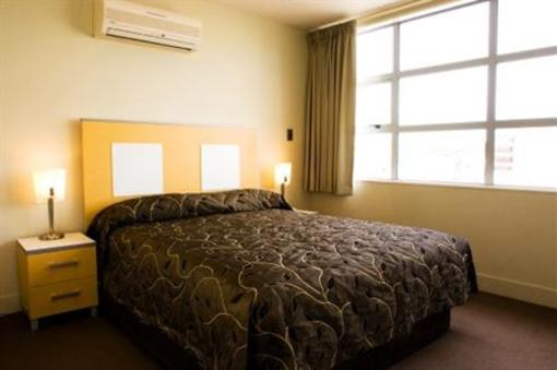 фото отеля Quest Newmarket Serviced Apartments