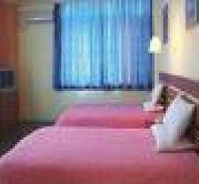 фото отеля Home Inn (Ningbo Beilun Xinda Road)