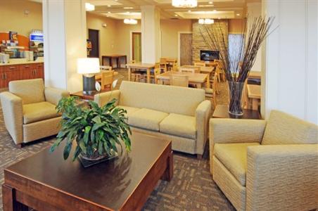 фото отеля Holiday Inn Express Hotel & Suites Southwest Vaughan