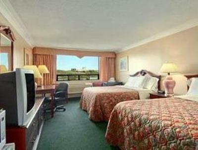 фото отеля Howard Johnson Fort Howe Plaza And Convention Center