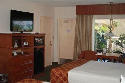 фото отеля BEST WESTERN PLUS University Inn