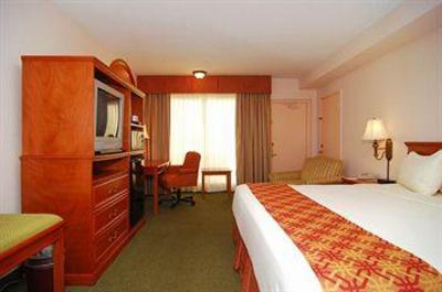 фото отеля BEST WESTERN PLUS University Inn