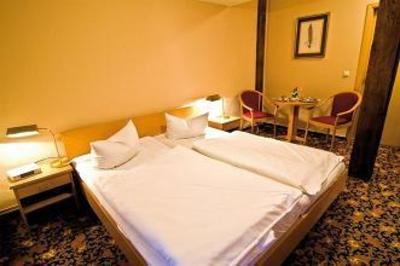 фото отеля Parkhotel Schloss Hotel Falkenstein (Saxony-Anhalt)