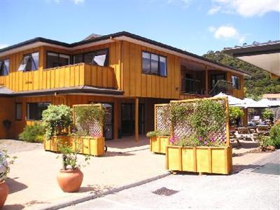 фото отеля Bay Adventurer Apartments Paihia