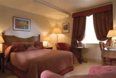 фото отеля Sir Christopher Wren's House Hotel & Spa Windsor