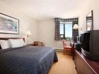 фото отеля Travelodge Toronto East