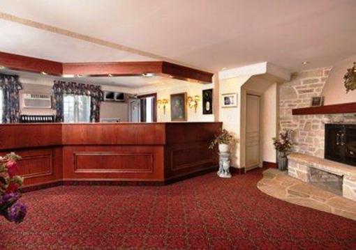 фото отеля Econo Lodge Brossard