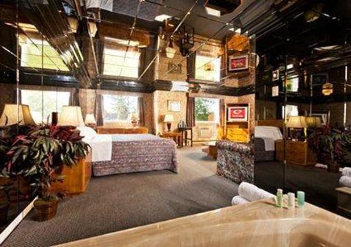 фото отеля Econo Lodge Brossard