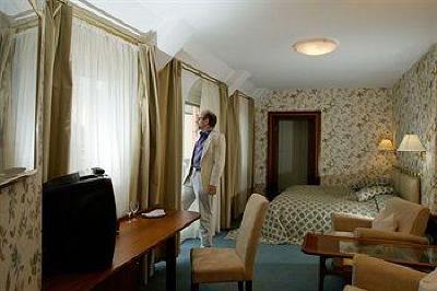 фото отеля Hotel Cristal Nuremberg