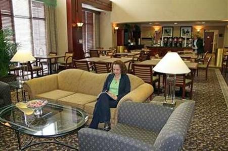 фото отеля Hampton Inn & Suites Guelph