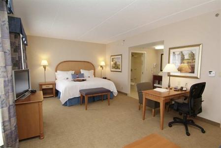 фото отеля Hampton Inn & Suites Guelph