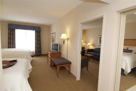 фото отеля Hampton Inn & Suites Guelph