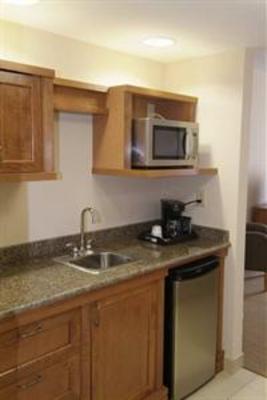 фото отеля Hampton Inn & Suites Guelph
