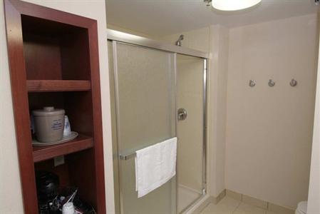 фото отеля Hampton Inn & Suites Guelph
