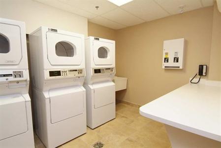 фото отеля Hampton Inn & Suites Guelph