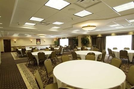 фото отеля Hampton Inn & Suites Guelph