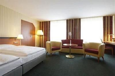 фото отеля Steigenberger Hotel Thuringer Hof