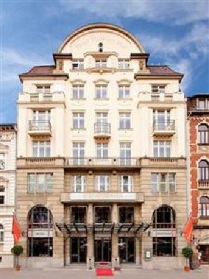 фото отеля Steigenberger Hotel Thuringer Hof