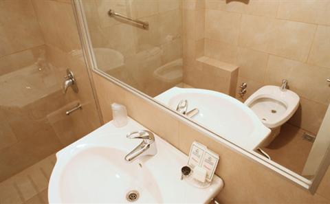 фото отеля Constitucion Palace Hotel