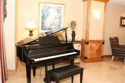 фото отеля Homewood Suites Miami-Airport / Blue Lagoon