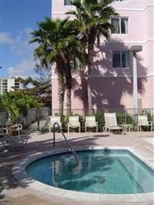 фото отеля Homewood Suites Miami-Airport / Blue Lagoon