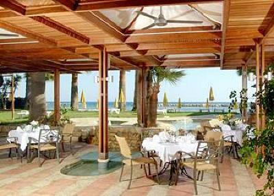фото отеля Palm Beach Hotel & Bungalows