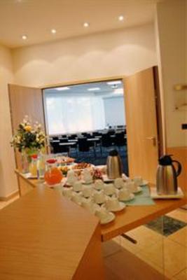 фото отеля Holiday Inn Milan Assago
