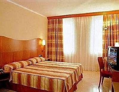 фото отеля Hotel Aristol