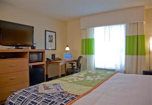 фото отеля Fairfield Inn & Suites Commerce
