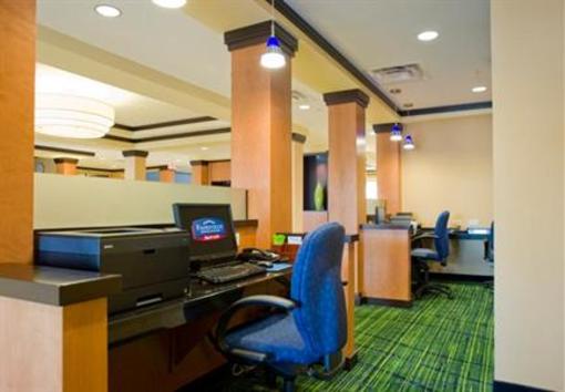 фото отеля Fairfield Inn & Suites Commerce