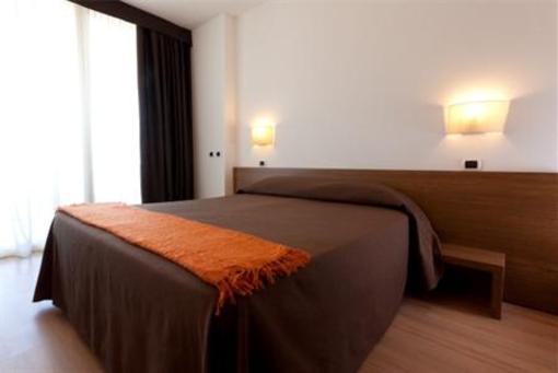 фото отеля Cristallo Hotel Rimini