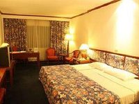 Check Inn Regency Park