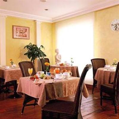 фото отеля Best Western Hotel Crystal Nancy