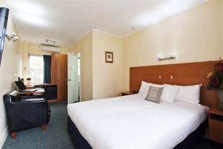 фото отеля BEST WESTERN Motel Monaro