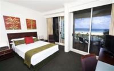 фото отеля Outrigger Twin Towns Resort
