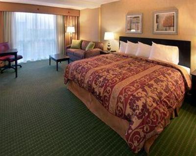 фото отеля University Plaza Hotel & Convention Center