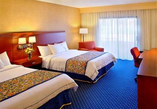 фото отеля Courtyard by Marriott New Haven Wallingford