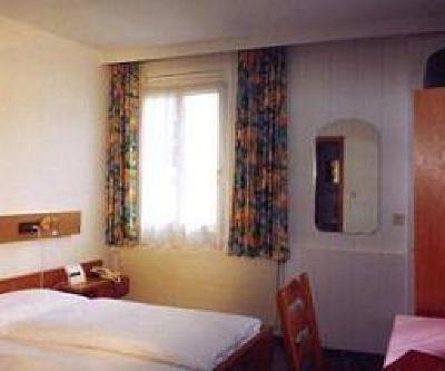 фото отеля Hotel Garni Helvetia