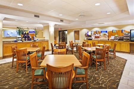фото отеля Holiday Inn Express Pigeon Forge/Dollywood