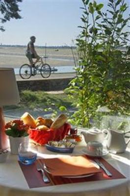 фото отеля Hotel Pen Bron La Turballe