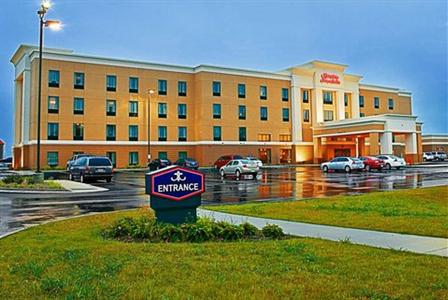 фото отеля Hampton Inn & Suites Marshalltown