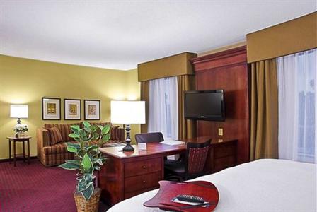 фото отеля Hampton Inn & Suites Marshalltown