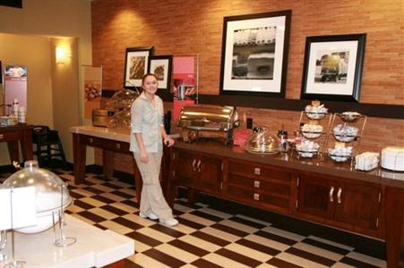 фото отеля Hampton Inn & Suites Marshalltown