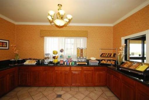 фото отеля Best Western Inn & Suites Henrietta (Texas)