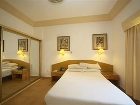 фото отеля Cape Point Hotel