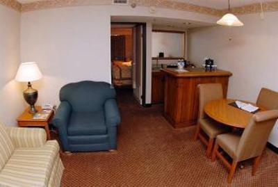 фото отеля Embassy Suites Hotel Chicago - Schaumburg / Woodfield