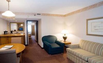 фото отеля Embassy Suites Hotel Chicago - Schaumburg / Woodfield
