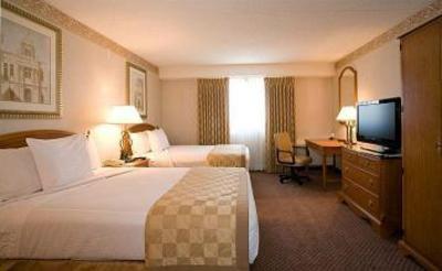 фото отеля Embassy Suites Hotel Chicago - Schaumburg / Woodfield